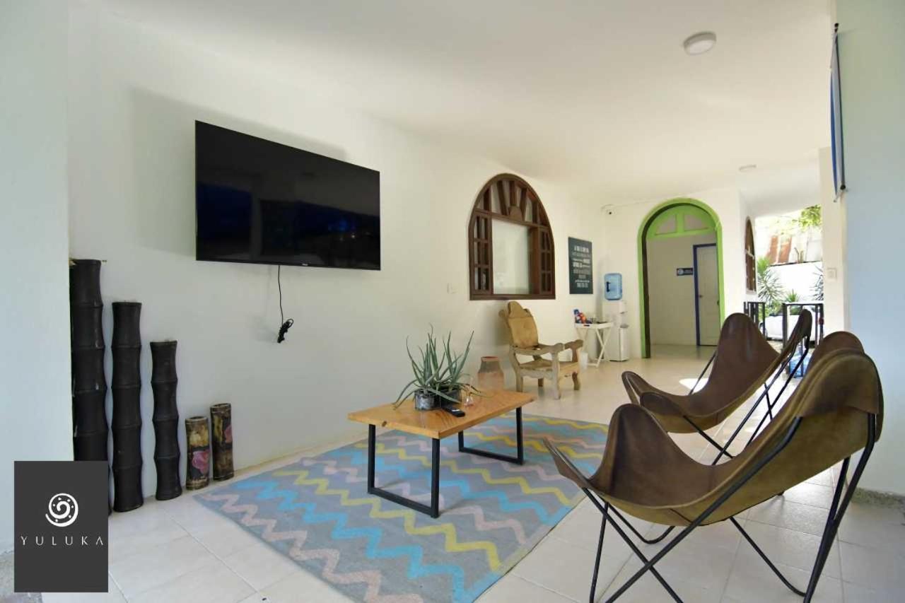 Yuluka Hostel Apulo Dış mekan fotoğraf